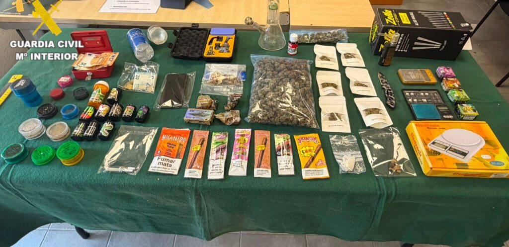 La Guardia Civil ha detenido a cuatro hombres por tráfico de drogas en Benicassim
