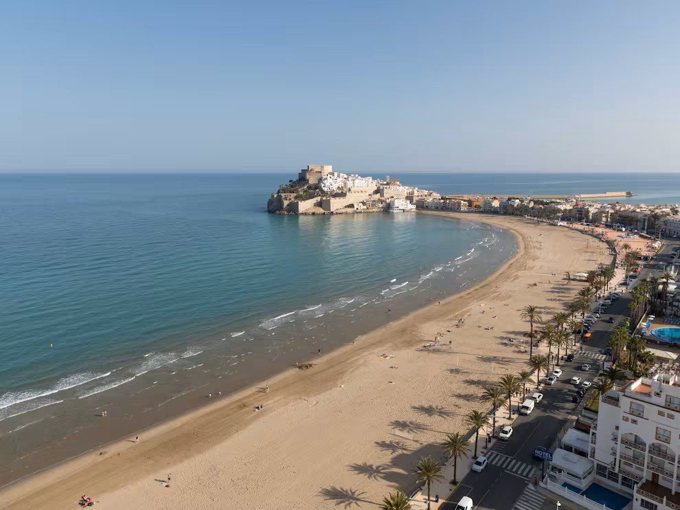 Fallece un hombre de 27 años en la playa de Peñíscola