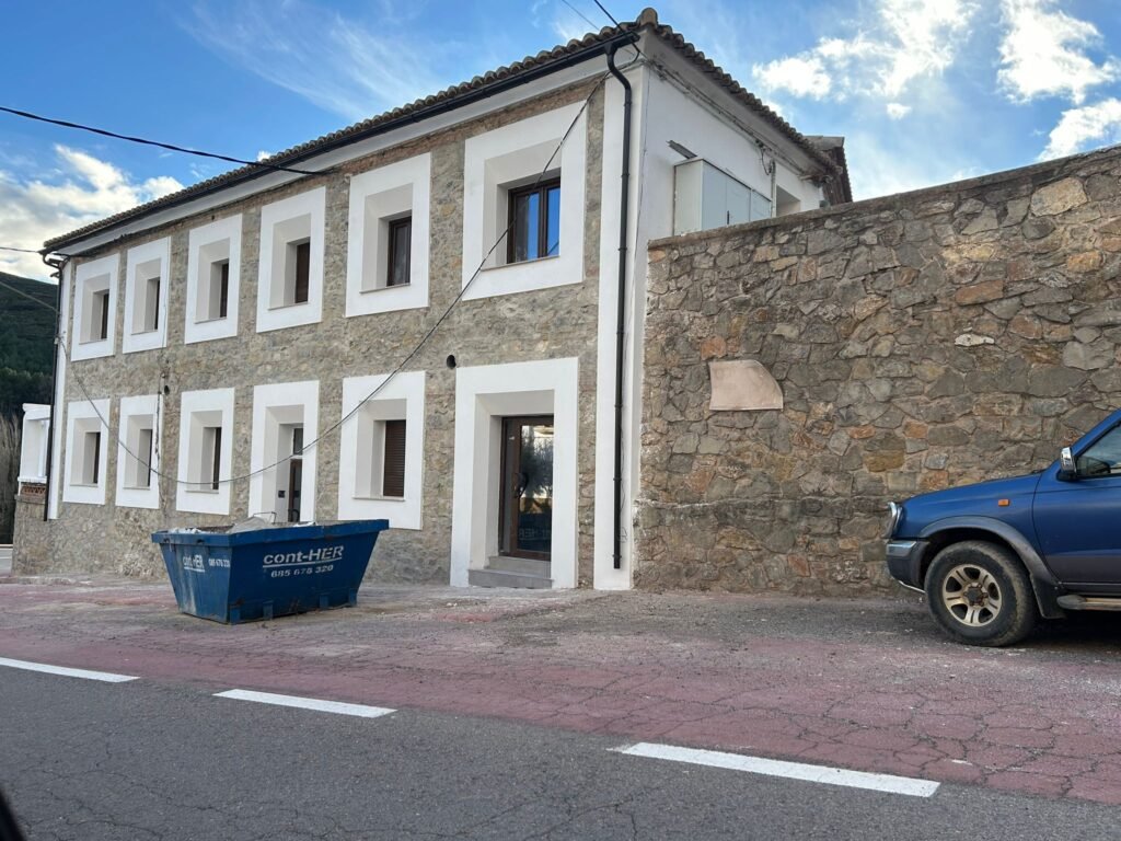 El Consell aprueba una intervención de urgencia en Teresa para actuar en el campanario de la iglesia