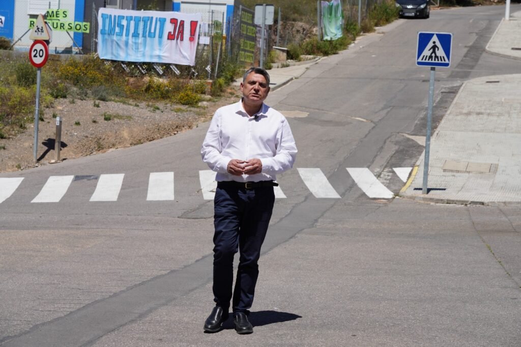 El PP afirma que Compromís rechazó en 2025 una propuesta suya para crear una partida en el presupuesto y urbanizar el suelo del instituto de Borriol