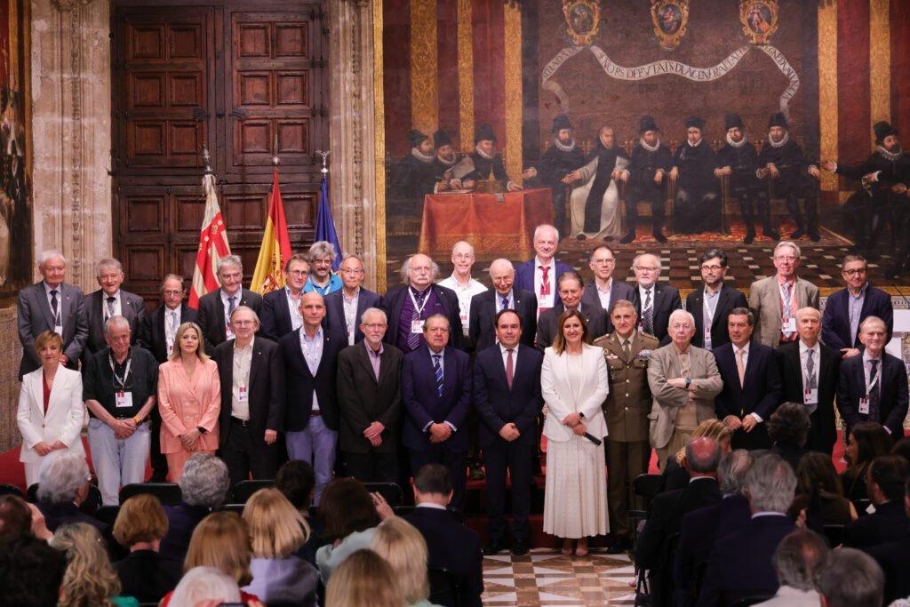 El jefe del ejecutivo valenciano preside el acto de proclamación de la 38 edición de los Premios Jaume I