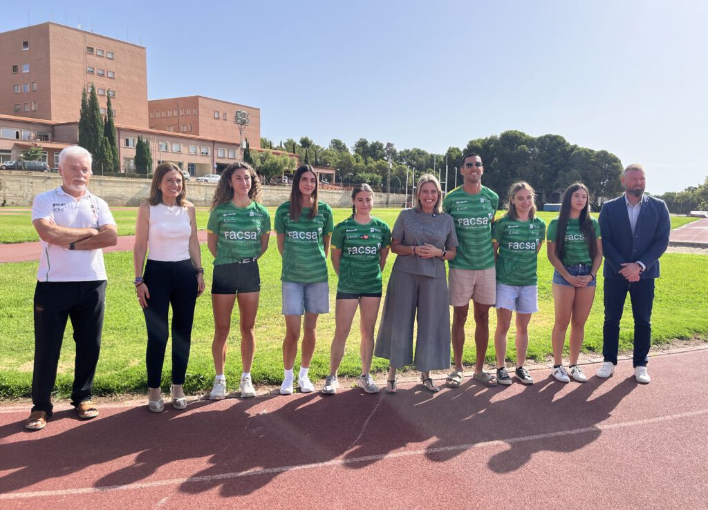 Marta Barrachina destaca el esfuerzo y los éxitos de los atletas del FACSA Playas de Castellón formados en el CITD Penyeta Roja – foto 2