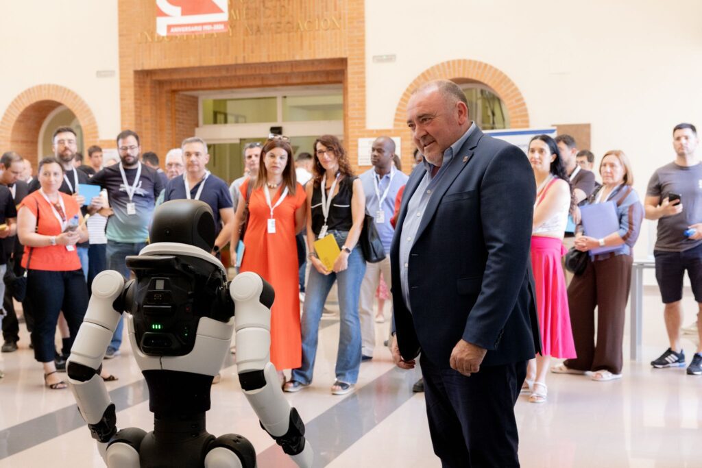 La Diputación y la Cámara de Comercio de Castellón impulsan la competitividad empresarial de la provincia a través de Smart Week 2026 – foto 2