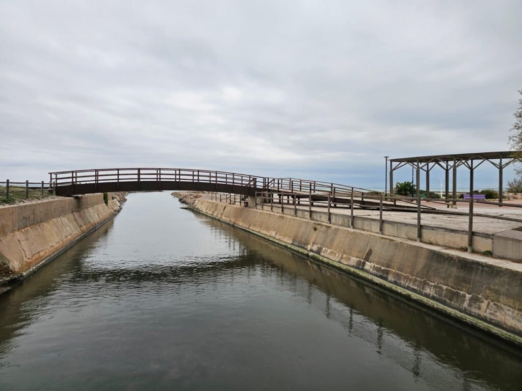 La Llosa abre el plazo para optar a la gestión del futuro chiringuito de la playa