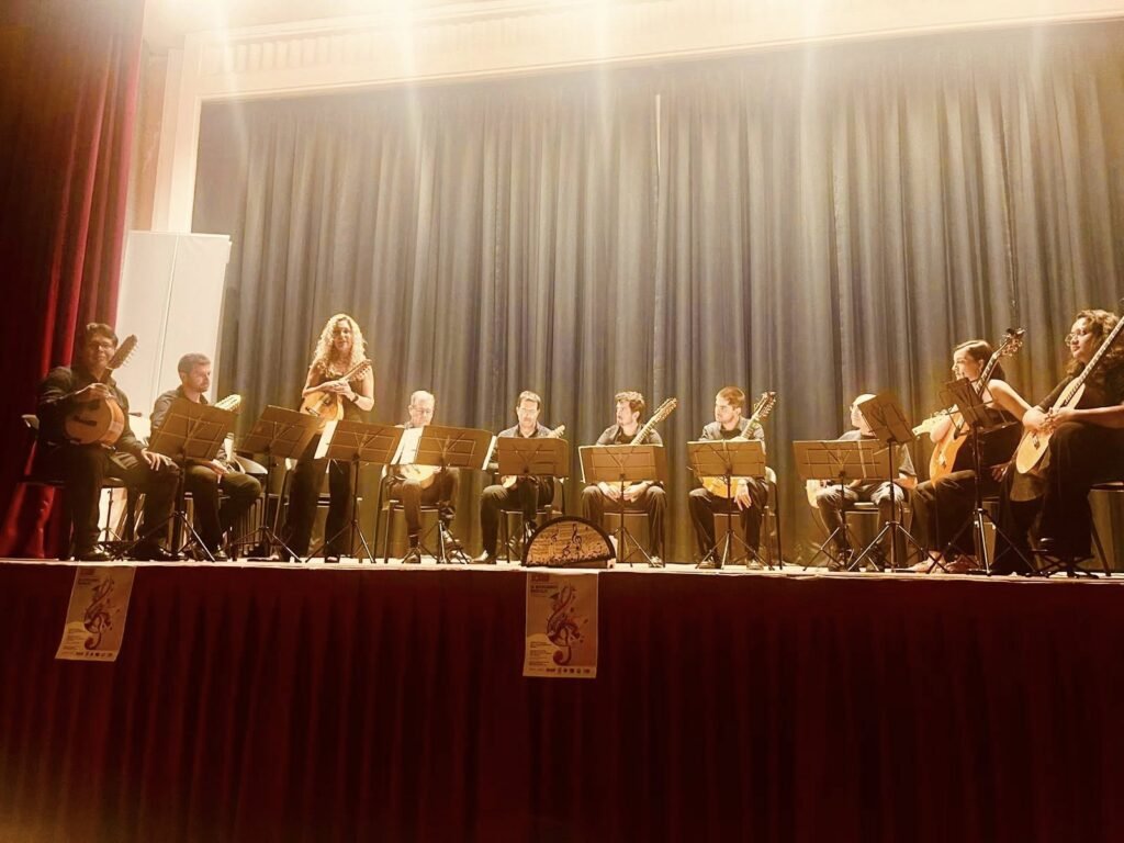 Montanejos celebra la tradición musical de cuerda pulsada con el MDM FEST y la Rondalla de Pina