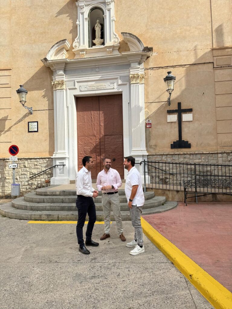 El PP aplaude que Diputación inyecte más de 120.000 euros en Navajas para mejorar la plaza de la Iglesia y la del Matadero