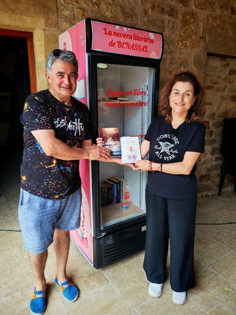 Abre la Nevera Literaria de Benassal