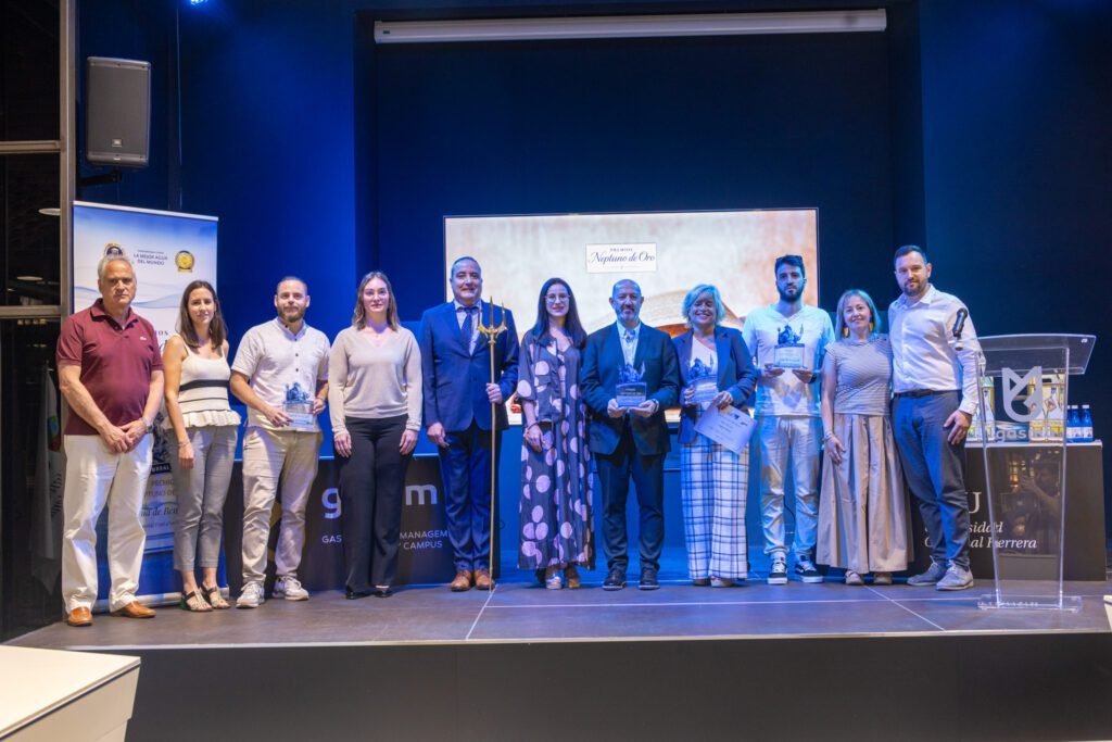 Agua de Benassal reconoce el prestigio de la gastronomía valenciana con los I Premios Neptuno de Oro