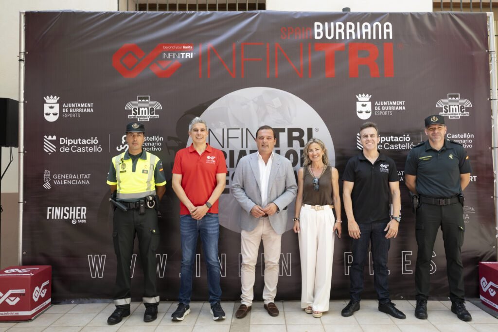 La Diputación de Castellón destaca el Infinitri Burriana Triathlon Festival como una cita de referencia para proyectar el potencial paisajístico de Castellón
