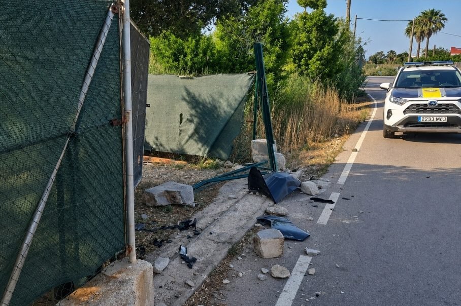 La Policía Local de Nules localiza al autor de los daños realizados en una parcela privada