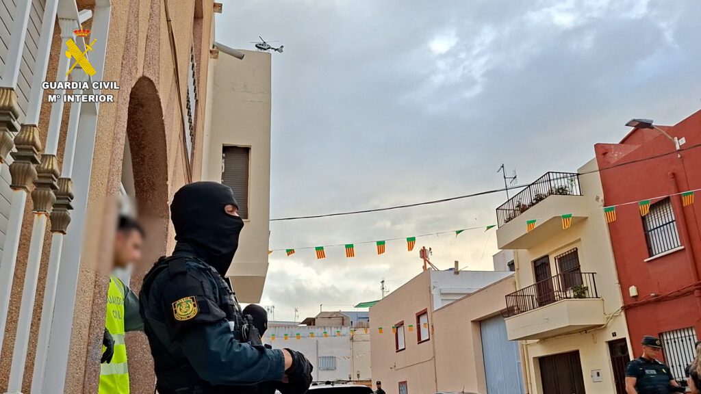La Guardia Civil ha desmantelado dos plantaciones indoor de marihuana en Almazora y Castellón – foto 2