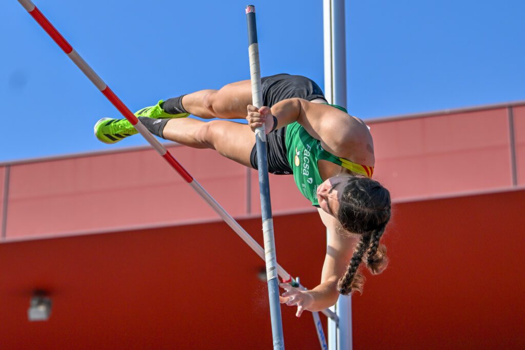 Éxito rotundo en el Gaetà Huguet: récords y marcas espectaculares en una tarde histórica de atletismo – foto 6