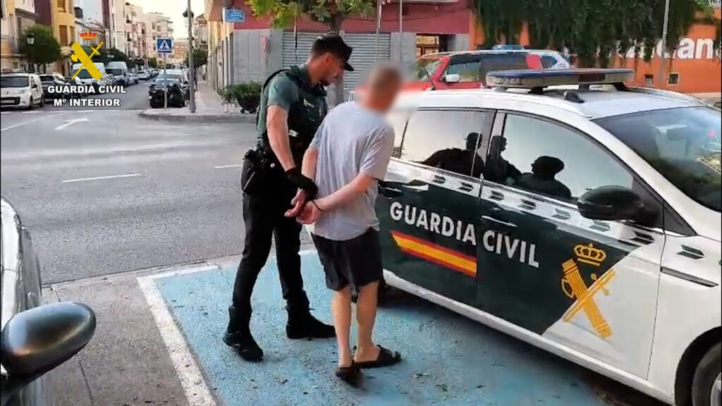 Ingreso en prisión de dos personas por cultivo de marihuana “indoor” en la localidad de Oropesa del Mar