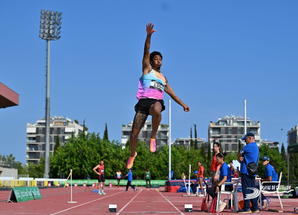 Éxito rotundo en el Gaetà Huguet: récords y marcas espectaculares en una tarde histórica de atletismo – foto 7