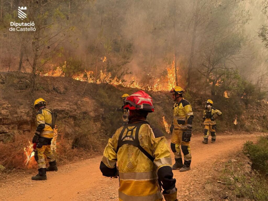 Incendio forestal La Vall d’Uixó Comunicado miércoles 29 (19:00 HORAS)