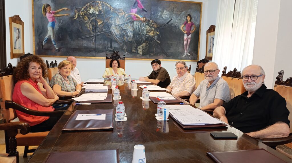 La Diputación de Castellón reúne a su Consejo Asesor de Publicaciones para seguir impulsando la creación de nuevas obras literarias