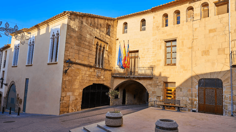 Tradición, música en directo y actos populares marcan las Fiestas de Agosto de Cabanes