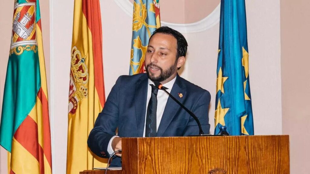 Sergio Toledo corrige al PSOE