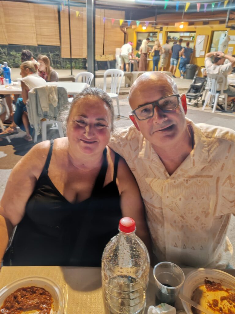 «Tardeo» festivo en la AAVV de Los Ángeles con motivo de sus fiestas – foto 22