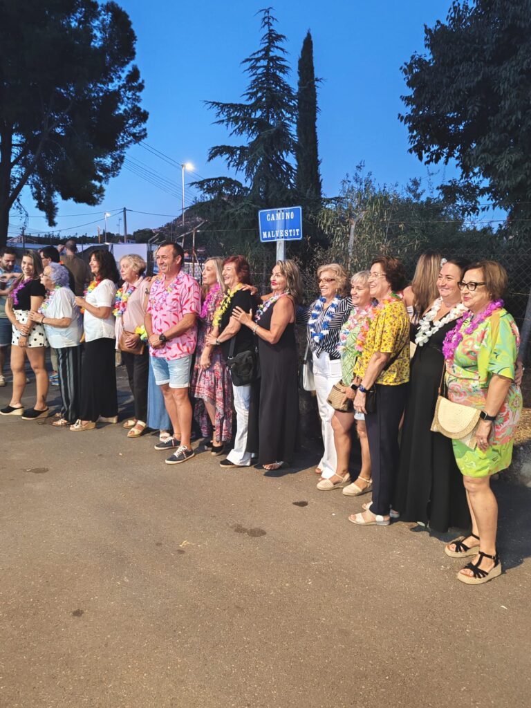 «Tardeo» festivo en la AAVV de Los Ángeles con motivo de sus fiestas – foto 7