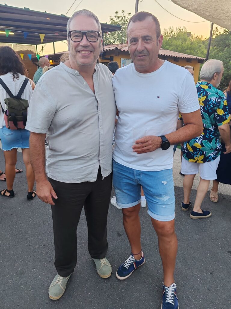 «Tardeo» festivo en la AAVV de Los Ángeles con motivo de sus fiestas – foto 3