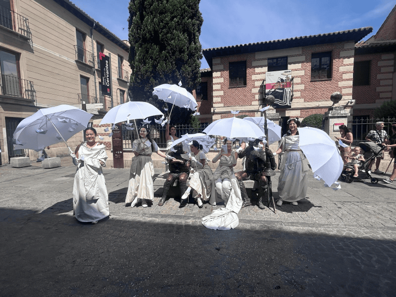Visitants en el 33º Festival Internacional de Teatro Universitario