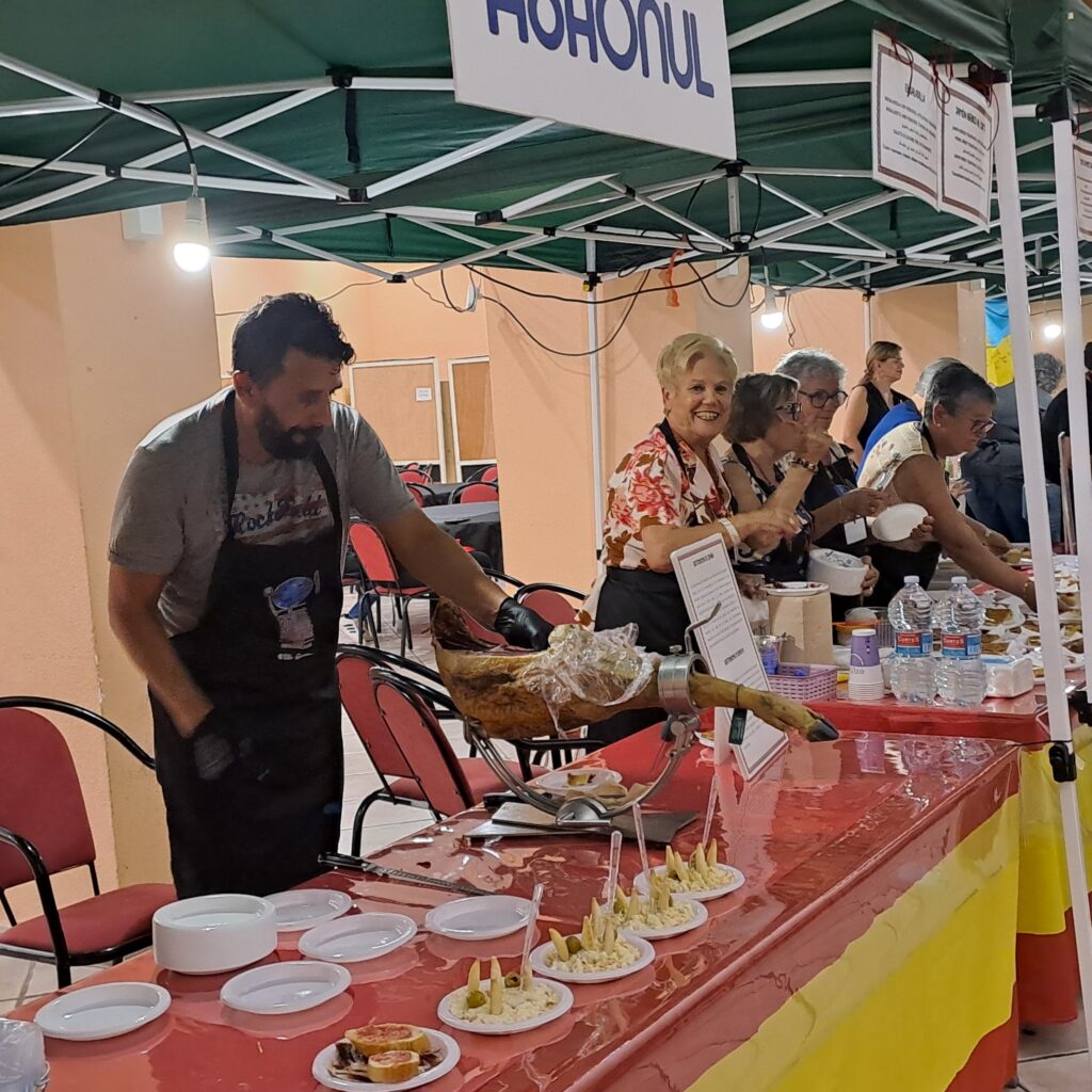 Ocho culturas diferentes conviven en una jornada en Nules – foto 8