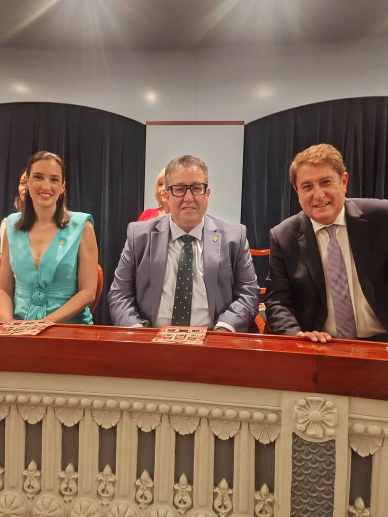 Nayra Luque Beltrán es proclamada Reina Infantil de las Fiestas de Castellón 2027 – foto 4