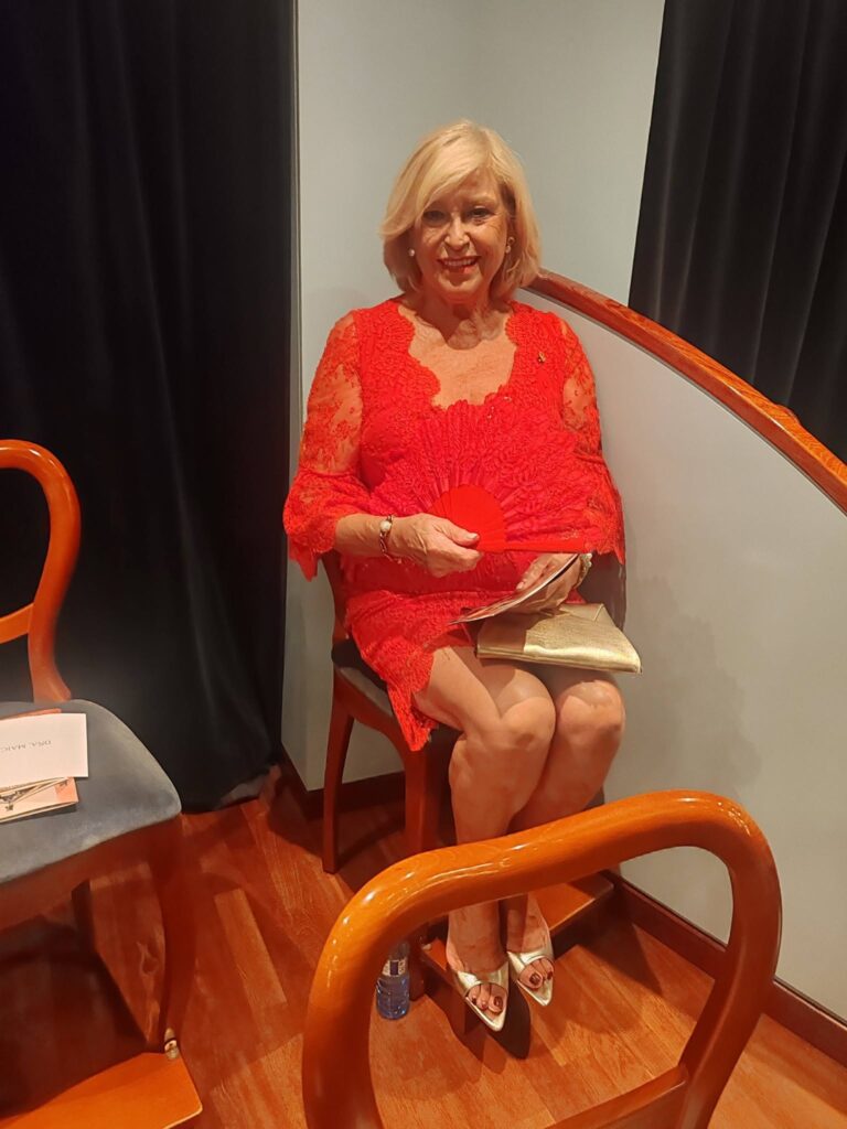 Nayra Luque Beltrán es proclamada Reina Infantil de las Fiestas de Castellón 2027 – foto 1