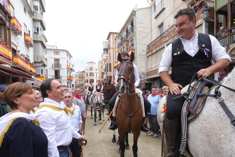 Pérez Llorca realza la Entrada de Toros y Caballos de Segorbe e insta a respetar las tradiciones por encima de los intereses partidistas e ideológicos