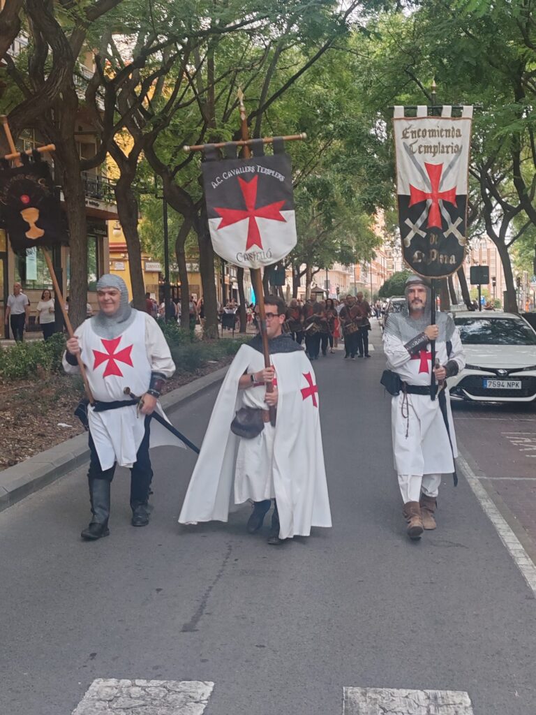 Homenaje de Els Cavallers Templers al Rey Jaime I – foto 1