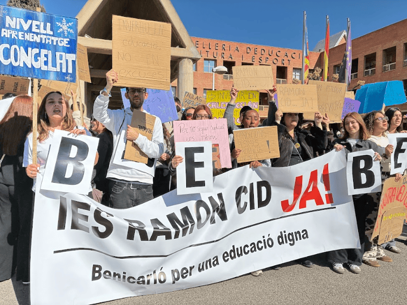 L’AFA IES Ramon Cid de Benicarló manifesta la seua preocupació i indignació davant la nova paralització  de les obres de l’institut
