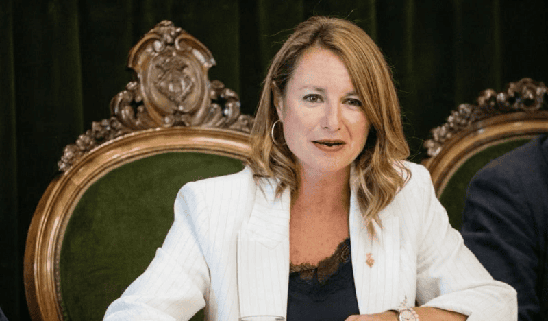 La alcaldesa llama a los castellonenses a concentrarse esta tarde en apoyo a Ceuta