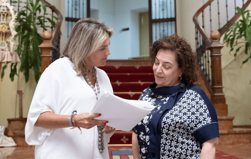 La Diputación de Castellón respalda la formación para mayores con una nueva convocatoria de becas para la Uned Sénior y la Universidad para Mayores de la UJI