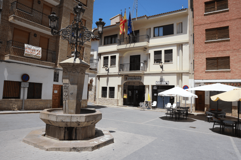 Montanejos ofrece formación en idiomas, informática y educación física para personas adultas