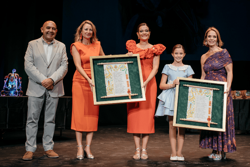 Acto de clausura del ciclo festivo en el Teatro del Raval
