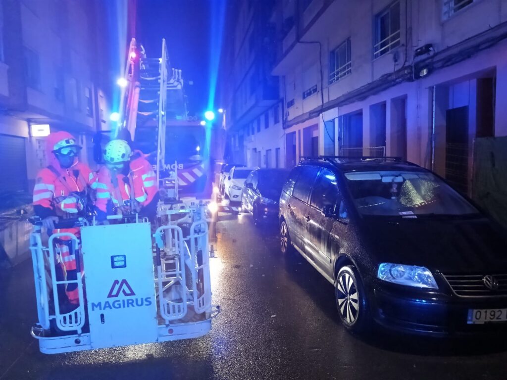La alcaldesa reconoce el excelente comportamiento de los ciudadanos y el trabajo de bomberos y Policía Local ante la alerta – foto 5