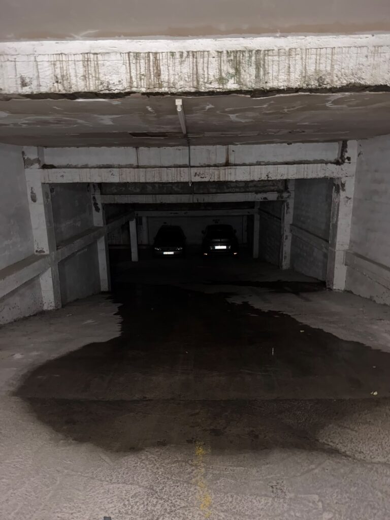 La falta de mantenimiento y conservación de los edificios municipales de Navajas se agrava tras las lluvias – foto 4