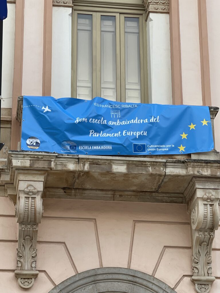 El IES Ribalta se convierte en Escuela Embajadora del Parlamento Europeo – foto 1