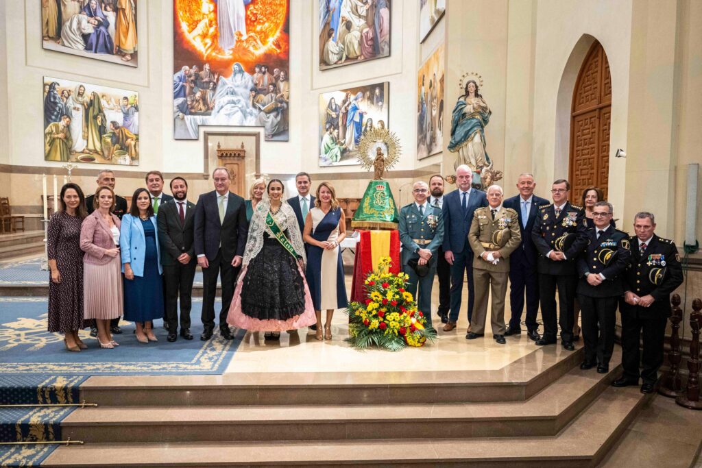 La Alcaldesa de Castellón asiste a los actos programados con motivo del 12 de octubre y la celebración de la festividad de la Virgen del Pilar, Patrona de la Guardia Civil, con una misa que ha acogido la Concatedral de Santa María. – foto 6
