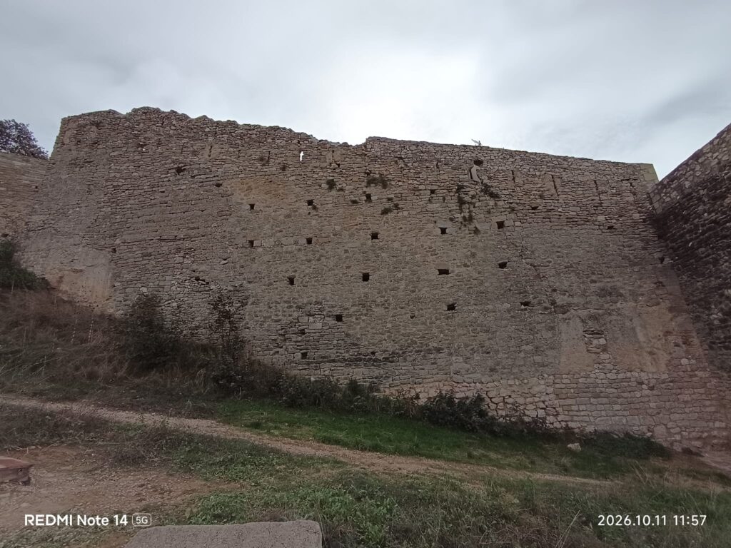 El PP consigue en Morella un acuerdo histórico para exigir a Sánchez que cumpla con las inversiones pendientes antes de dejar la Moncloa – foto 4