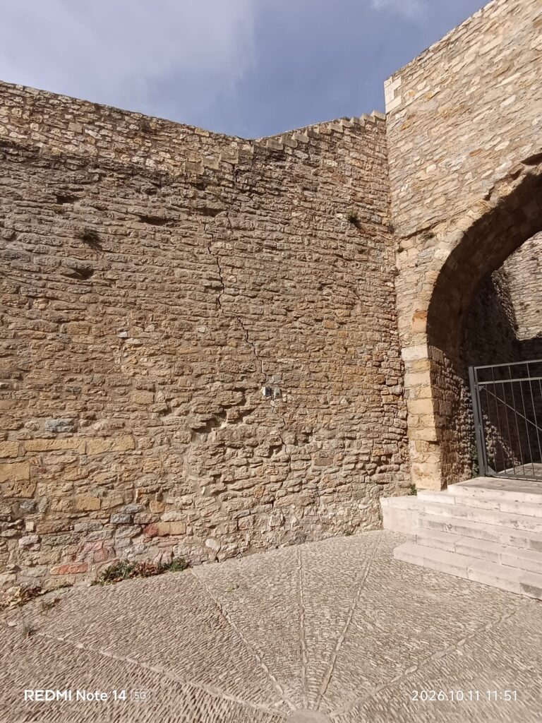El PP consigue en Morella un acuerdo histórico para exigir a Sánchez que cumpla con las inversiones pendientes antes de dejar la Moncloa – foto 1