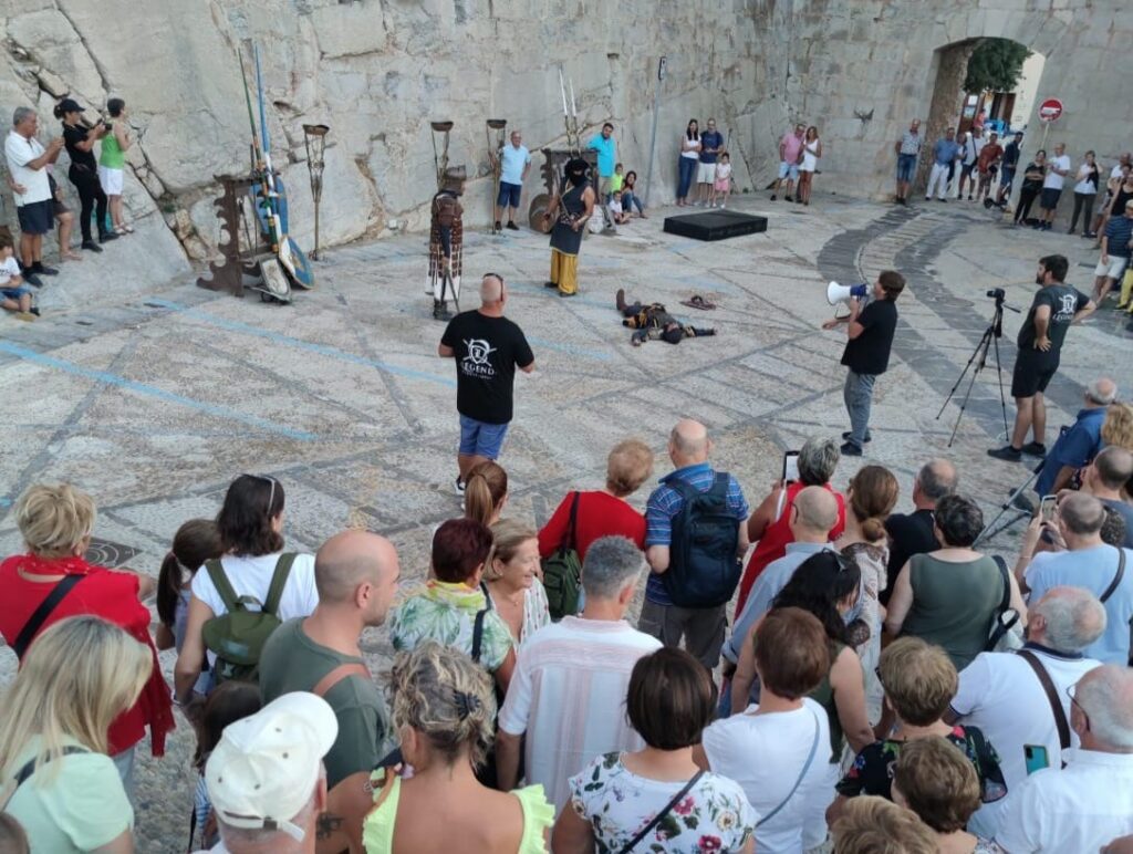 Los turistas podrán experimentar estar en un set de rodaje, el próximo puente de octubre, en Peñíscola – foto 1