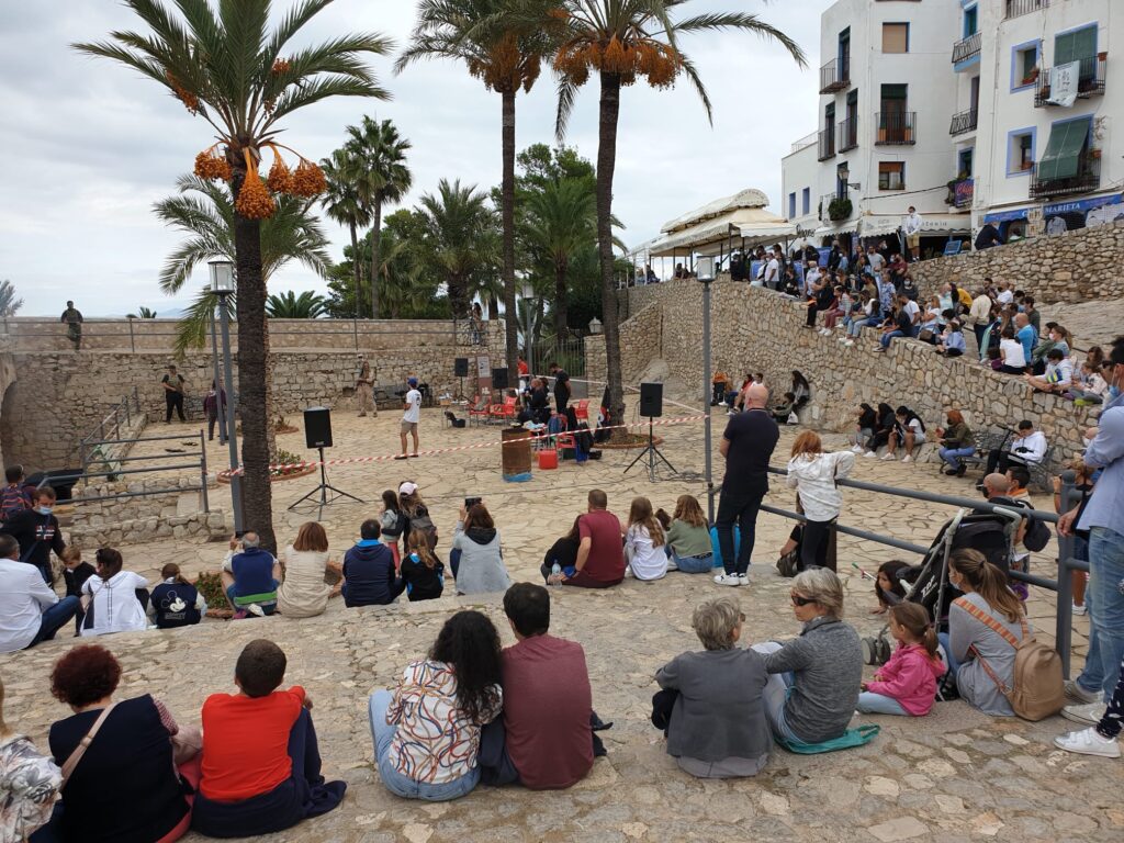 Los turistas podrán experimentar estar en un set de rodaje, el próximo puente de octubre, en Peñíscola – foto 2