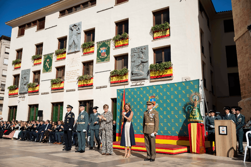 La Alcaldesa de Castellón asiste a los actos programados con motivo del 12 de octubre y la celebración de la festividad de la Virgen del Pilar, Patrona de la Guardia Civil, con una misa que ha acogido la Concatedral de Santa María.