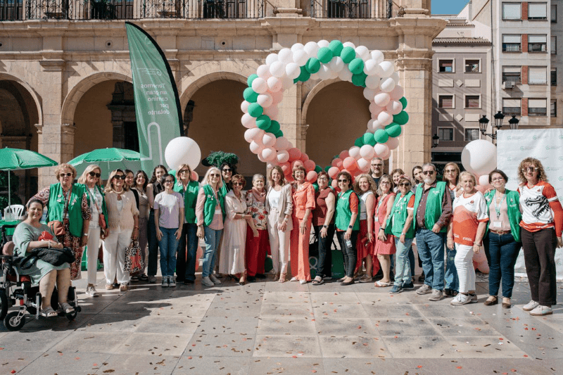 Carrasco pone el foco en la escucha  a las mujeres con cáncer de mama y a su entorno «en un lucha que no es individual sino colectiva»