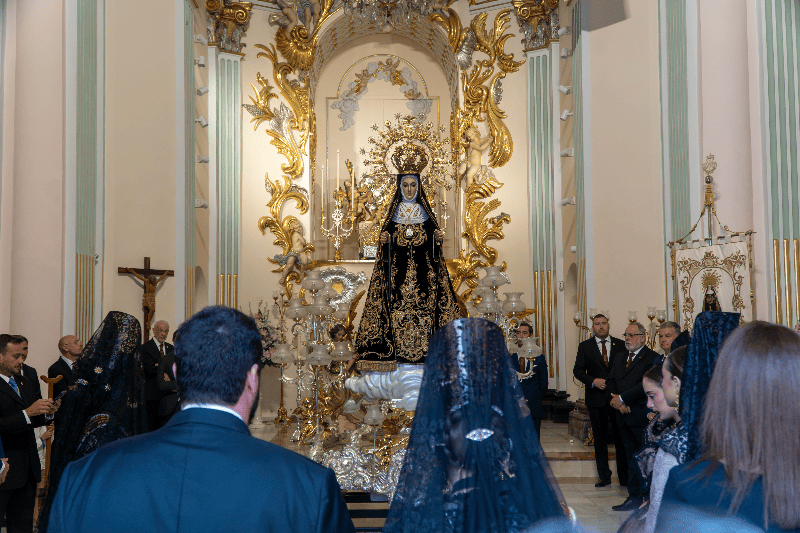 El pueblo de nules honra  a su Patrona, la Virgen de la Soledad, en el dia de la fiesta mayor
