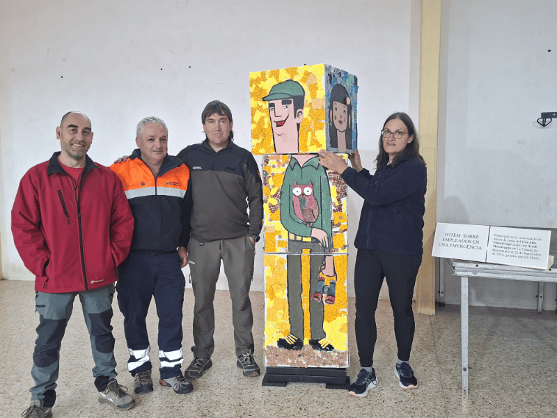 Mirambel reúne a 280 participantes en la XXII Marcha Senderista de Otoño y la III Feria de Salud