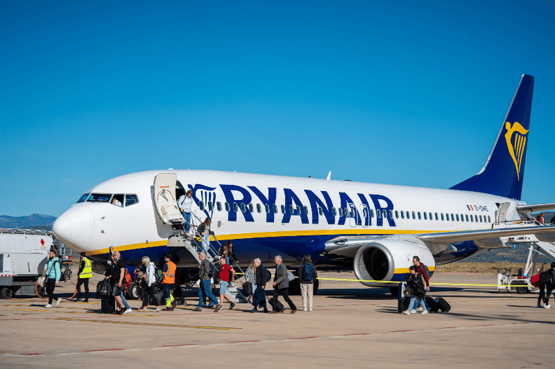 El aeropuerto de Castellón acuerda con Ryanair la incorporación de una nueva ruta al sur de Alemania en la temporada de verano de 2027