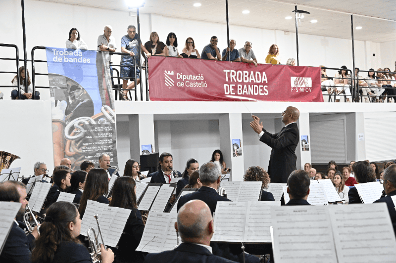 La Diputación de Castellón congrega a más de 200 músicos de siete bandas de música en la XXXI Trobada de Bandes Els Ports – Alt Maestrat
